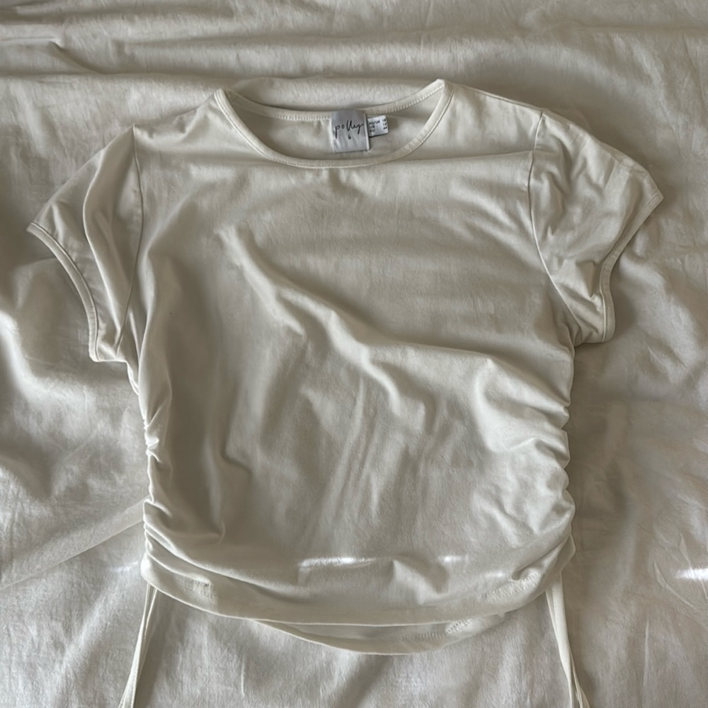 Princess Polly tee
